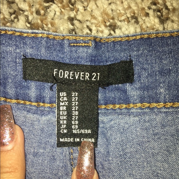 Jeans - Picture 3 of 3